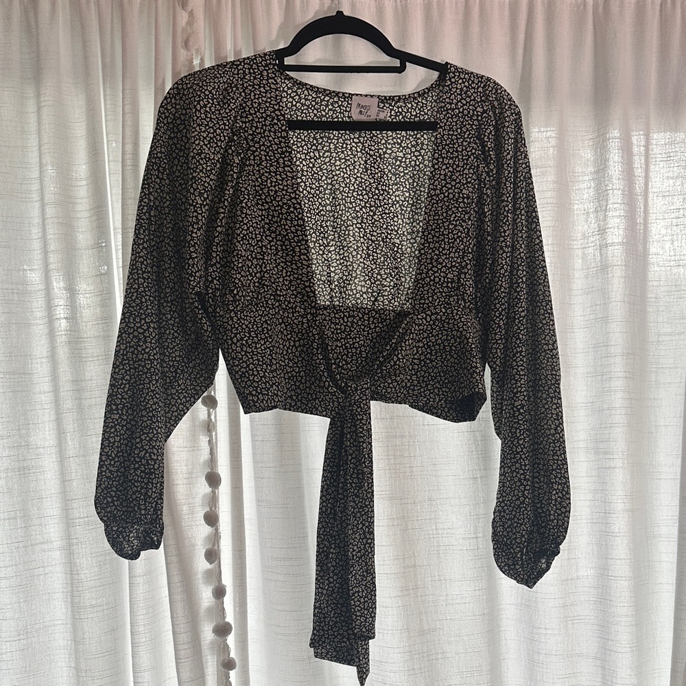 Black and White Floral Tie Top Princess Polly